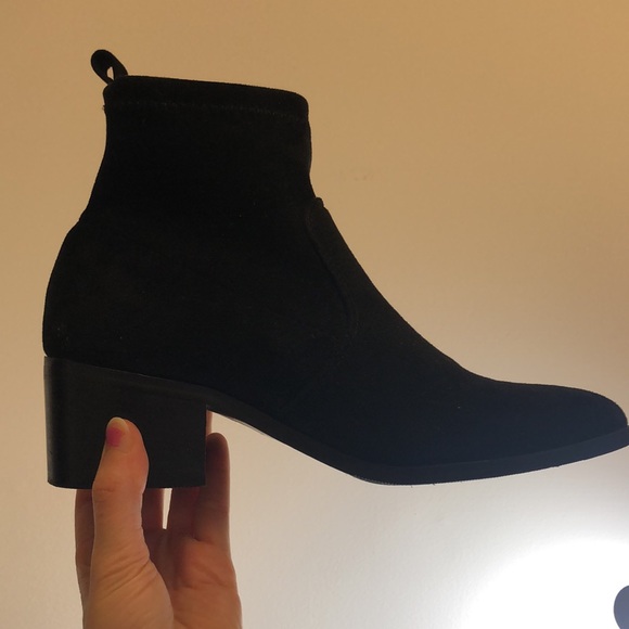 Faux suede black booties - Picture 9 of 10